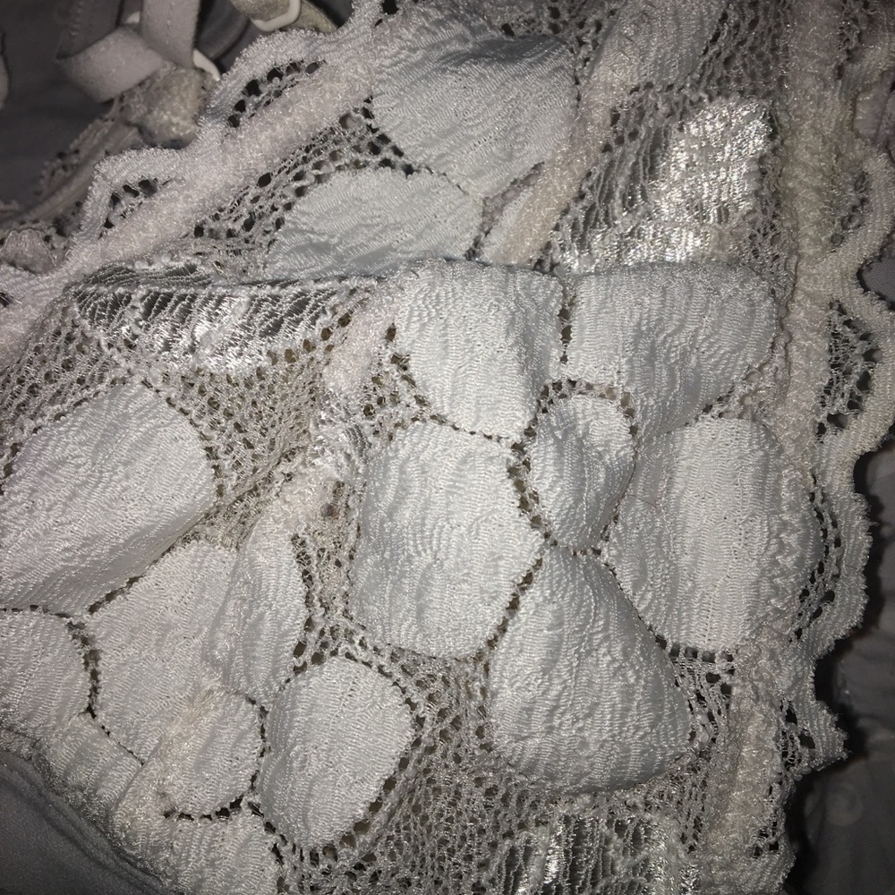 XS aerie bralette white/ creme color